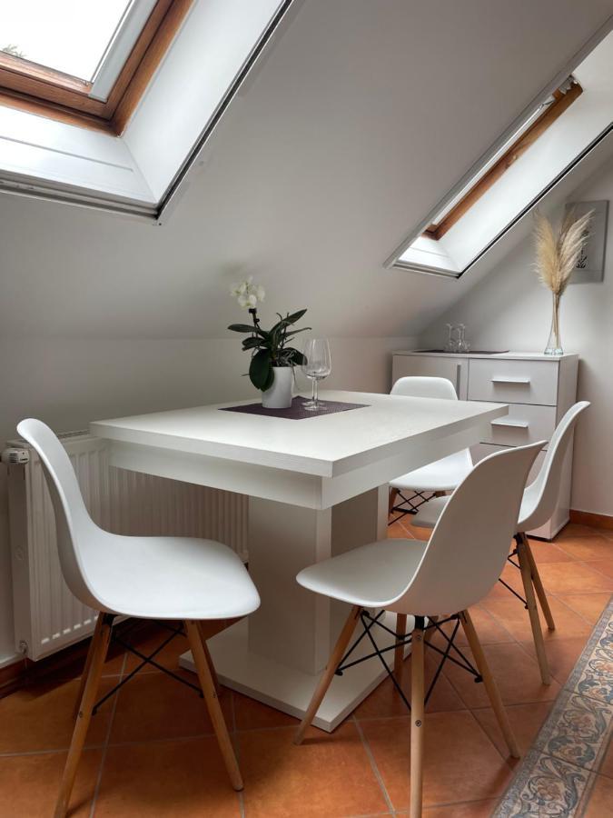 Szentesi Panzio Bed & Breakfast Fertőrákos Bagian luar foto