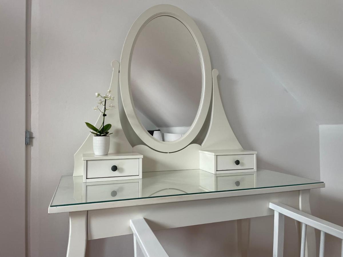 Szentesi Panzio Bed & Breakfast Fertőrákos Bagian luar foto