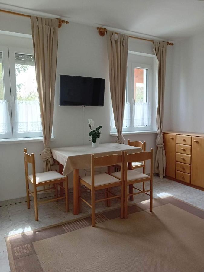 Szentesi Panzio Bed & Breakfast Fertőrákos Bagian luar foto